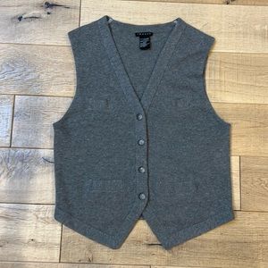 Theory vest